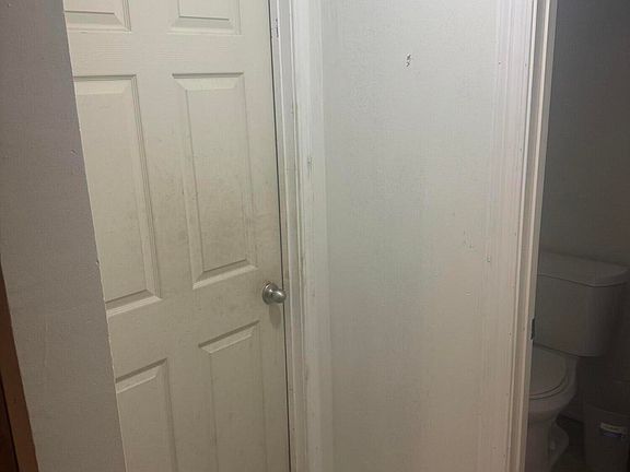 4th image of 2067 McComb Hville Rd