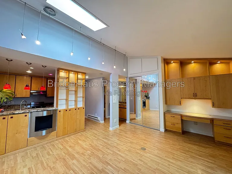 1625 Hotel Cir S #C308 — Photo 6