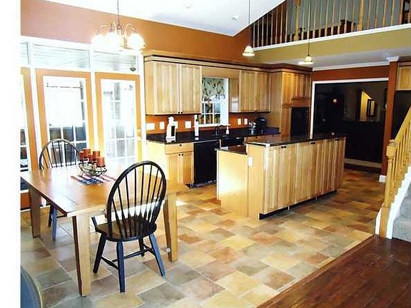 4th image of 9014 Laurel Branch Cir