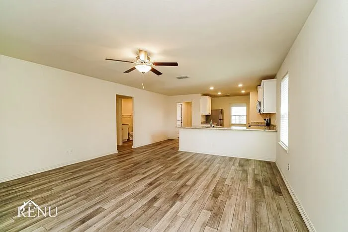 2827 Tybee Crk — Photo 6