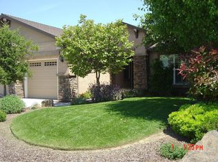 3353 Ryan Ave, Clovis, CA 93611