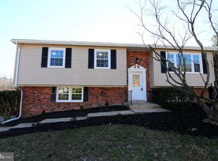 9015 Palmer St, Fort Washington, MD 20744