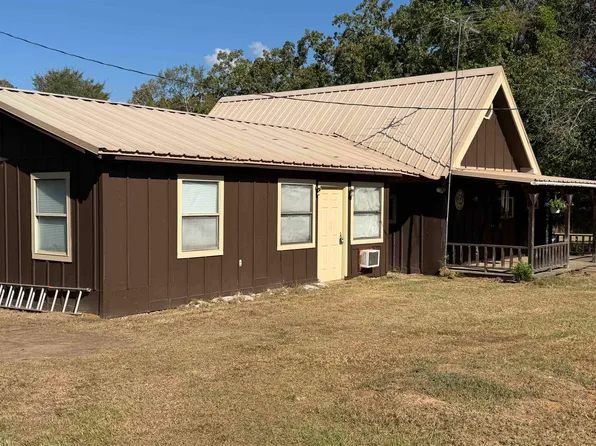 577 Mercer Rd, Marshall, TX 75672