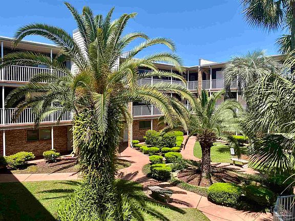 3rd image of 600 Scenic Hwy APT 201