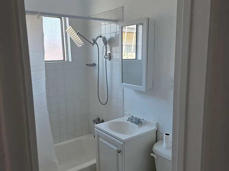 938 S Gilbuck Dr #E — Photo 10