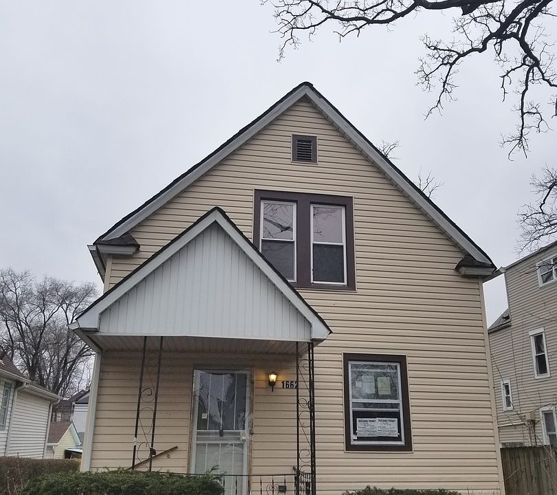 1st image of 1662 Thorn St #1