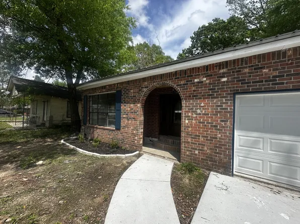 208 Wilbert Dangerfield Dr, Hammond, LA 70401