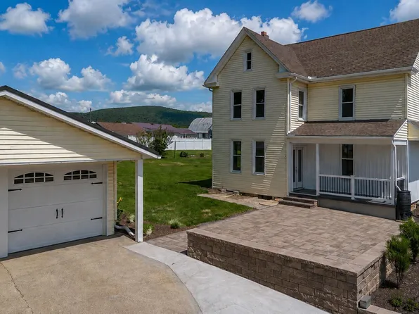 301 N Nicodemus St, Martinsburg, PA 16662