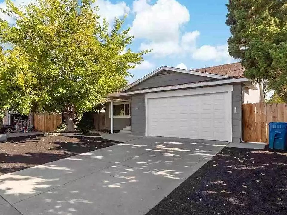 1st image of 3325 G St