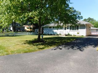 618 S Erie St, Wheaton, IL 60187