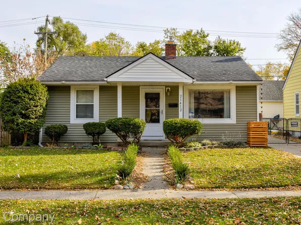 21412 Caledonia Ave, Hazel Park, MI 48030