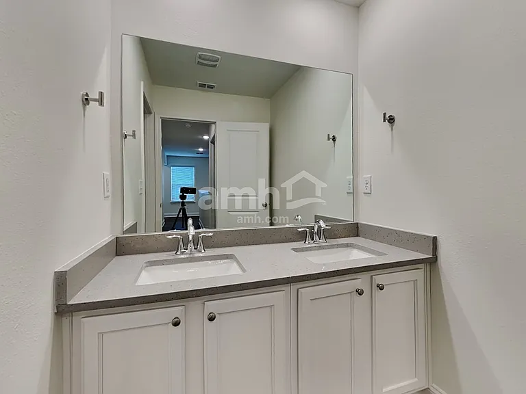 518 Onate Cir — Photo 19