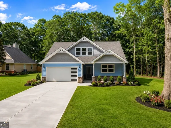 231 Wood St, Commerce, GA 30529