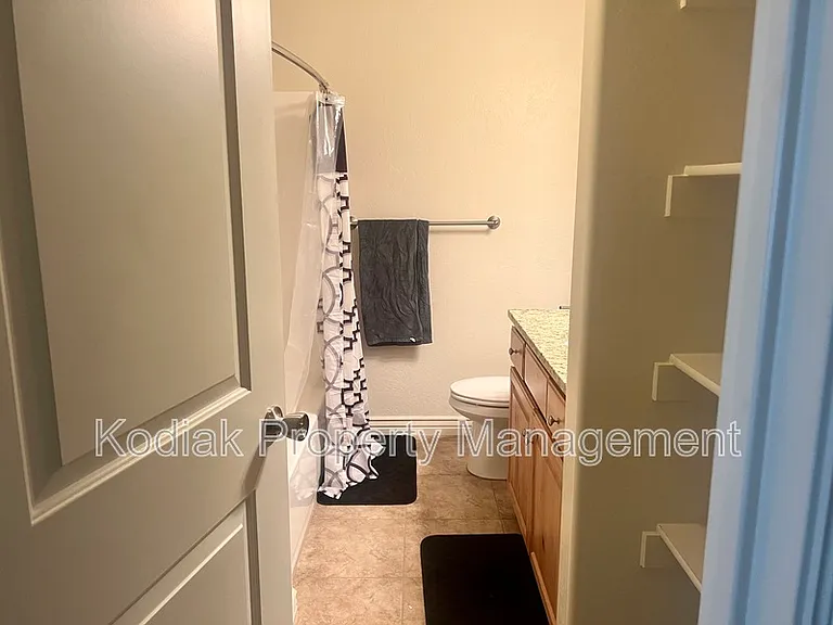 11114 S Aspen Gate Ct — Photo 16