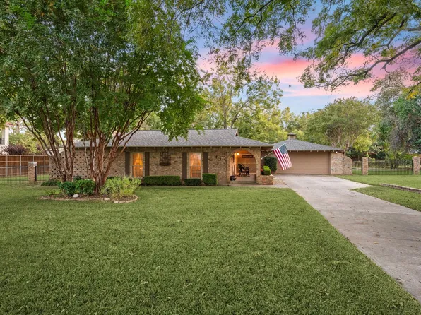 1113 Jo Carol St, Colleyville, TX 76034