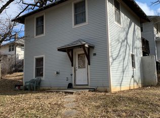 519 S Lucas St, Iowa City, IA 52240