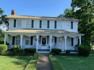 140 W Main St, Savannah, TN 38372