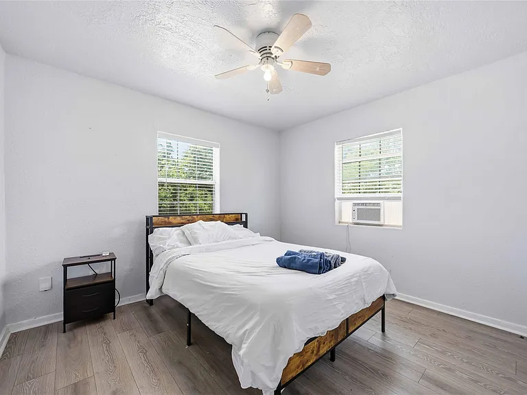 6726 Burkett St — Photo 13