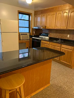 Rented by D H Realty & Management Inc | media 11