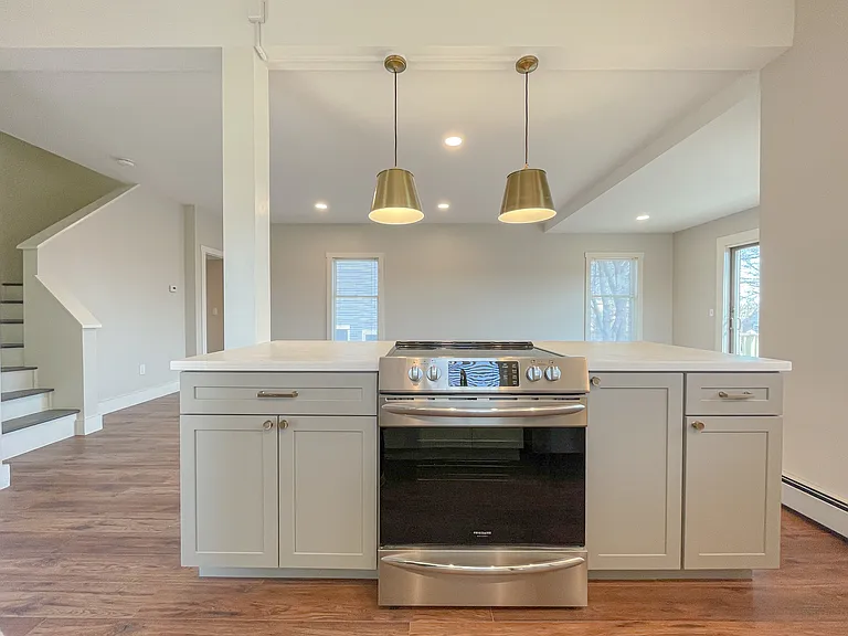 300 Preble St #R — Photo 13