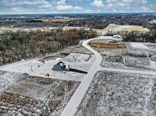 7422 255th St, Wyoming, MN 55092