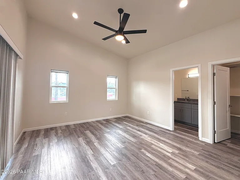 720 N Walnut St #1 — Photo 17