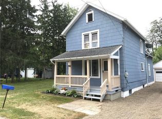 2039 Shadagee Rd, Derby, NY 14047