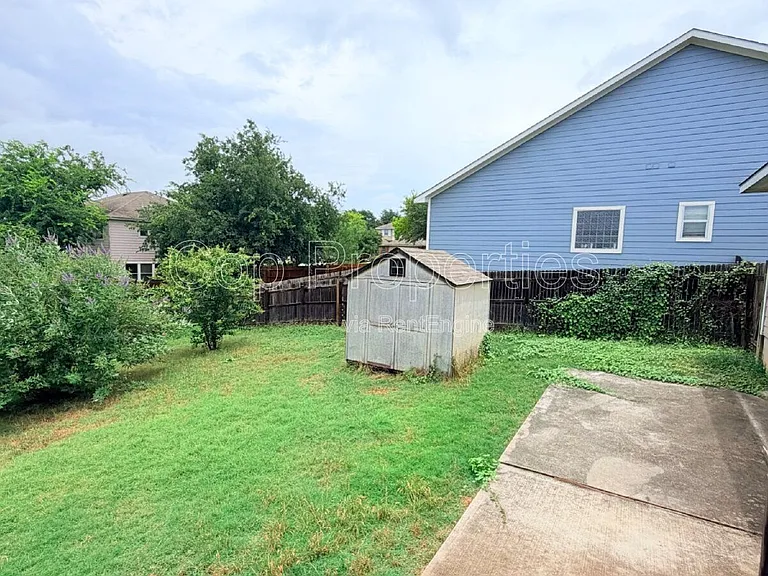 6711 Buckhorn Clf — Photo 21