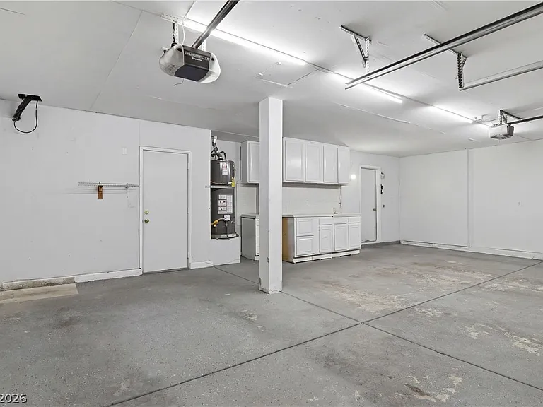 4727 Beaconsfield St — Photo 24