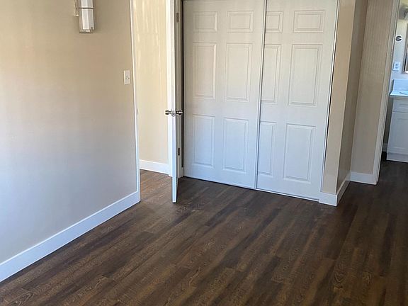 4th image of 224 N Olive St APT A