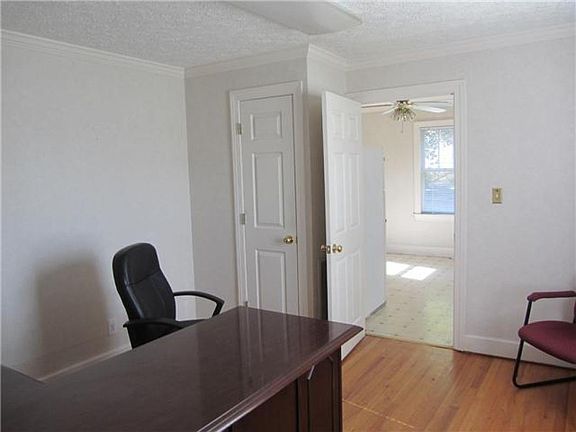 5th image of 108 Nokes Dr