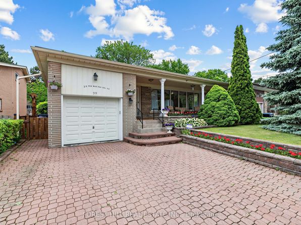 29 Foxwarren Dr, Toronto, ON M2K 1L1