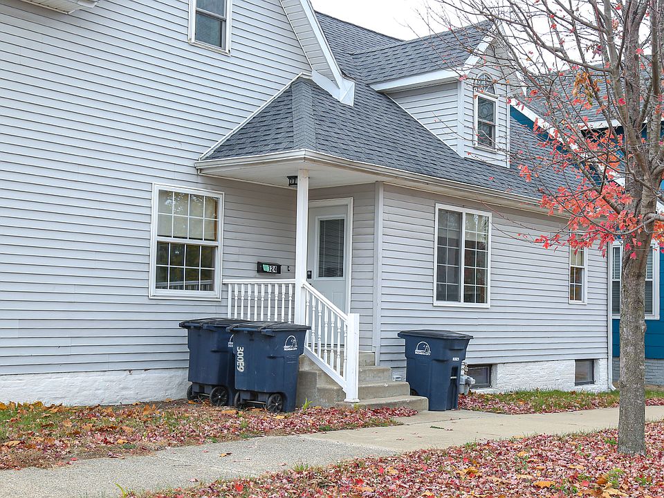 Entry into the apartment
