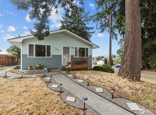 1541 NE 4th Ave, Oak Harbor, WA