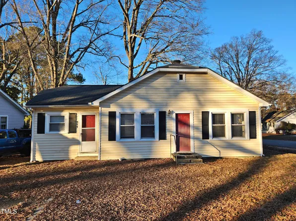 521 E 3rd St, Wendell, NC 27591