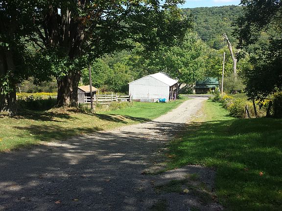 4th image of 411 County Highway 6