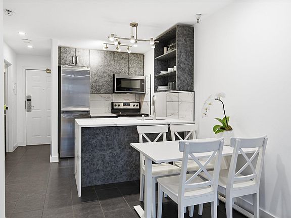 4th image of 4350 Lorimer Rd #243