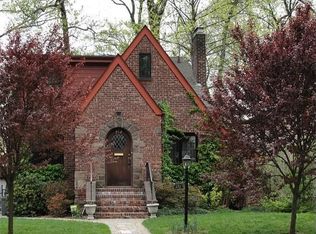 272 Rutland Ave, Teaneck, NJ 07666