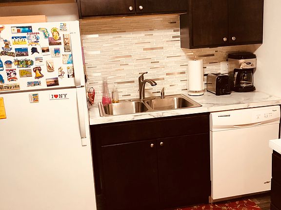 5th image of 1475 Rebecca Dr APT 402