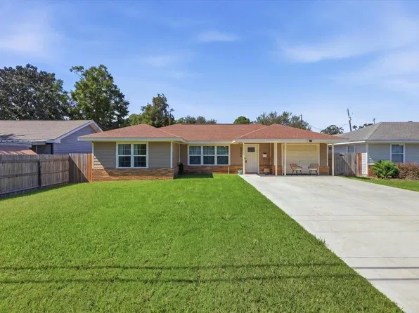 2308 Detroit Ave, Nederland, TX 77627