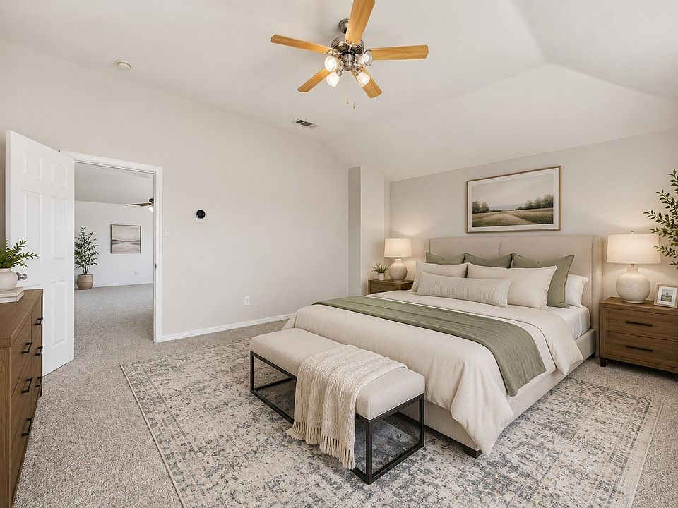 1st image of 301 Highland Park Ln