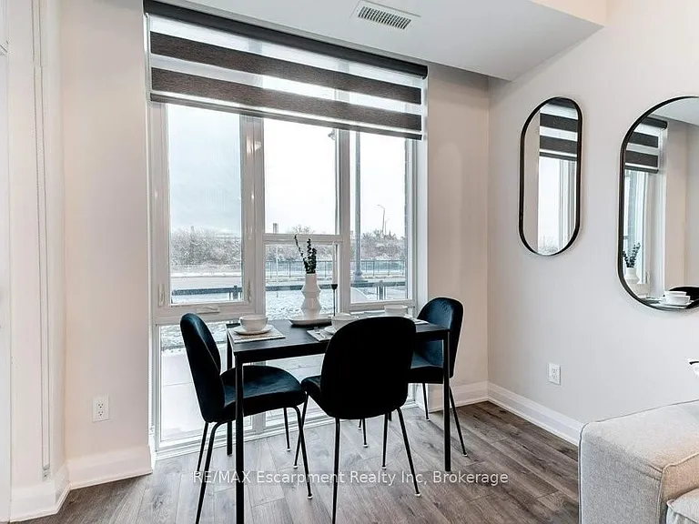 16 Concord Pl #123 — Photo 30