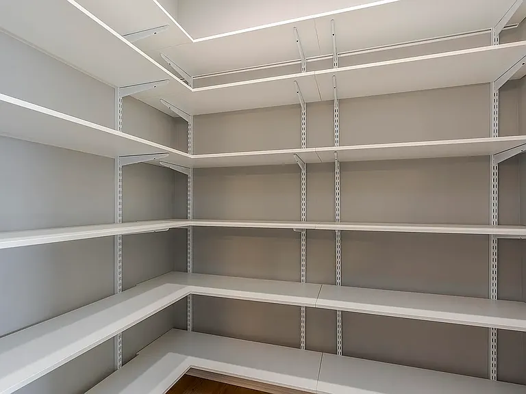 2520 Spring Leaf Ct — Photo 4