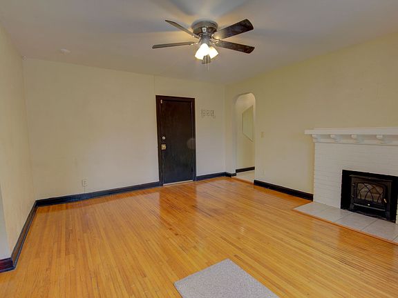 5th image of 624 Scott St APT 2