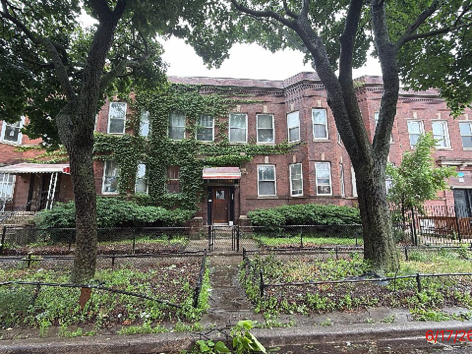 2nd image of 6620 S Evans Ave