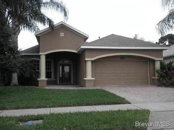 1st image of 1345 Clubhouse Dr