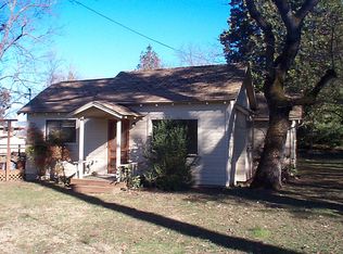 2547 Griffin Creek Rd, Medford, OR 97501