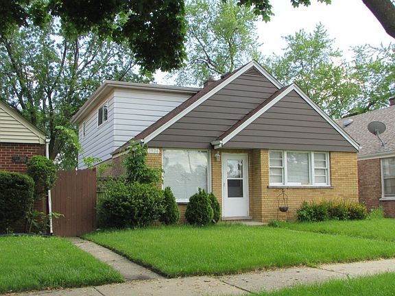3rd image of 3924 Warren Ave