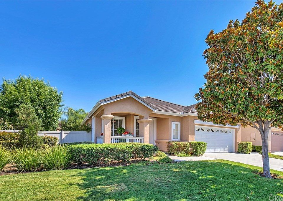 1st image of 28564 Coolwater Ct