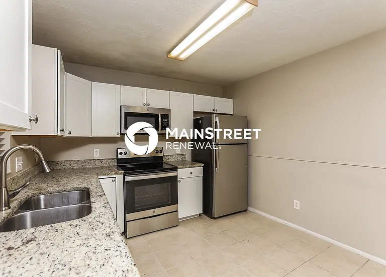 1631 Callie Ct — Photo 8
